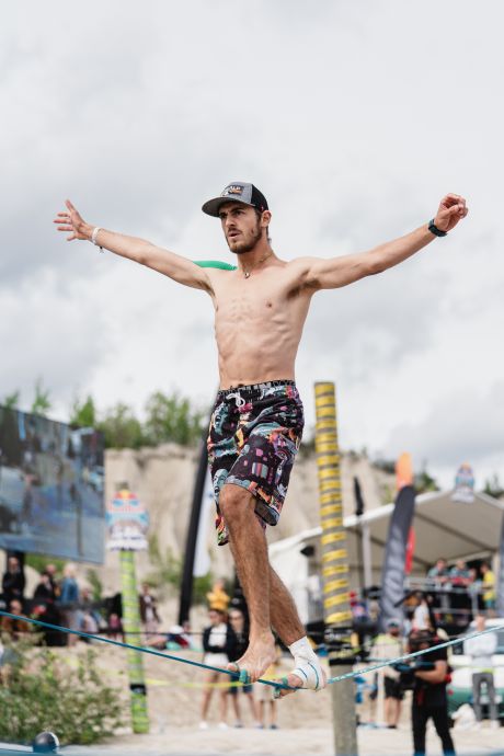 Red-Bull-Slack-Warrior-12