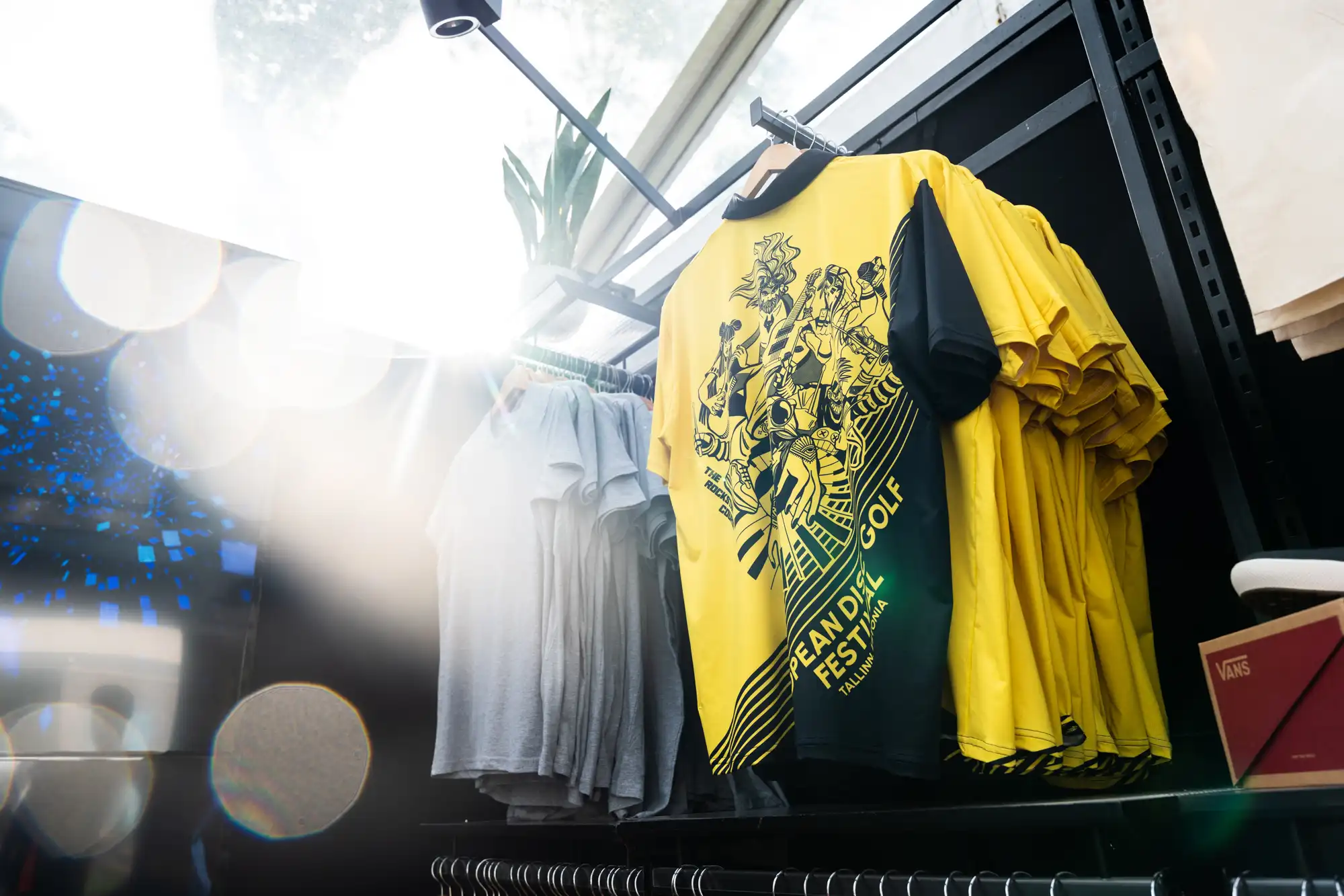 T-Shirt STORE I Reklaamfoto